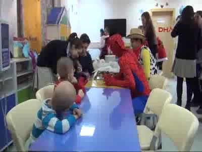 Lösemili çocuklar zamanı durdurdu