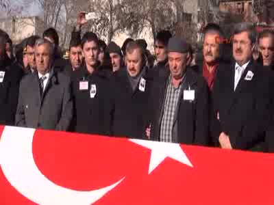 Şehit cenazesinde gözyaşları sel oldu