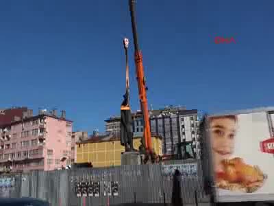 Rize'de Atatürk anıtının kaldırılmasına tepki
