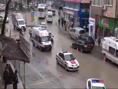 Bursalı Şehit Binbaşı Bülent Albayrak'ı binler uğurladı