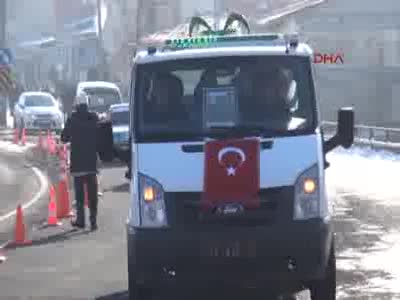 Şehit Astsubay, Kars'ta gözyaşlarıyla uğurladı