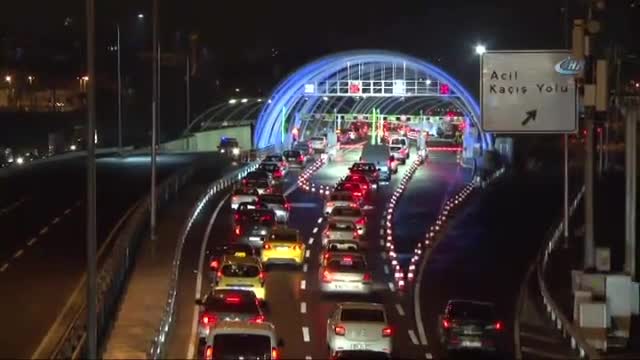 Avrasya Tüneli'nde trafik yoğunluğu