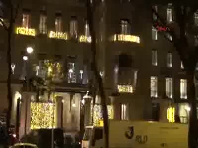 Arda Turan Paris'te düğüne katıldı