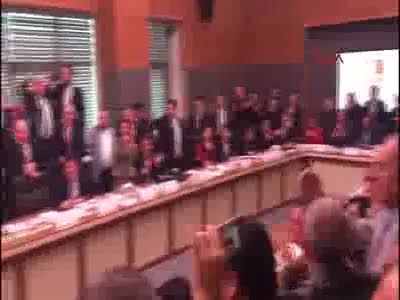 Anayasa Komisyonu'nda Ak Parti ve CHP üyeler arasında tartışma çıktı