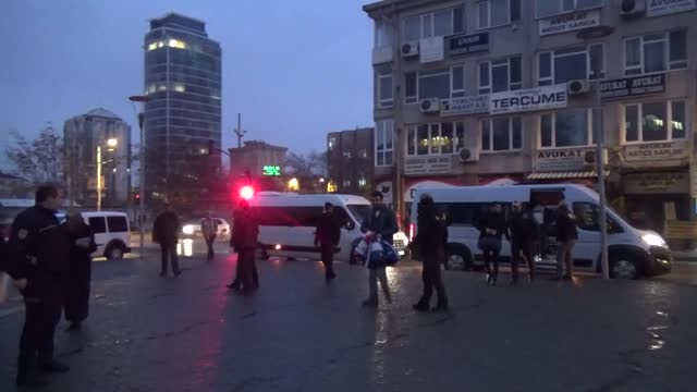 Bursa'da FETÖ'nün öğretim görevlisi ve adliye çalışanı 13 kişi adliyeye sevk edildi