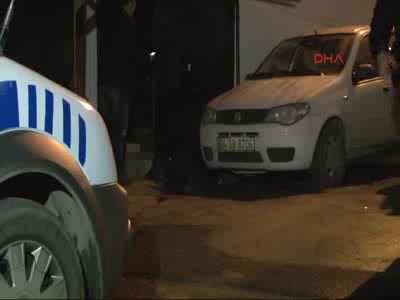 Bıçaklanan kişi evine gitmeye çalışırken öldü