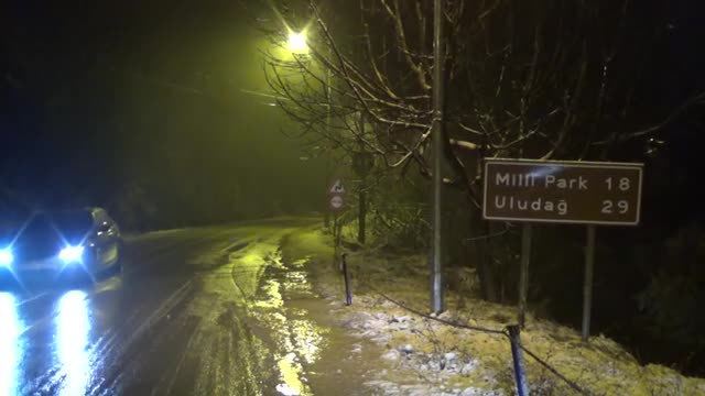 Bursa'da kar yağışı başladı