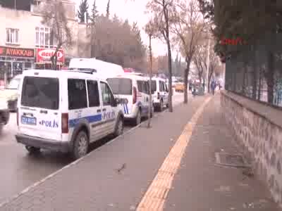Liseliler kavga etti, polis güçlükle ayırdı