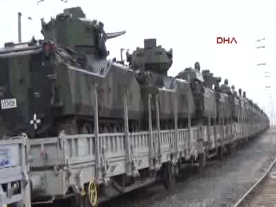 Sınıra zırhlı askeri araç sevkiyatı