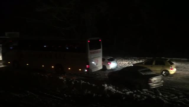 Bursa'da TIR kaydı yol ulaşıma kapandı