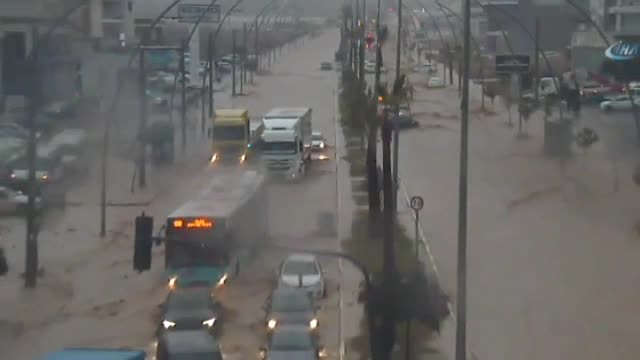 Mersin'deki sel felaketi mobeselere yansıdı