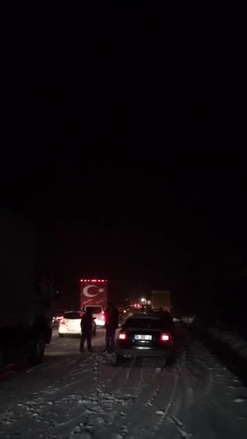 Bursa-Gemlik yolu da kapandı