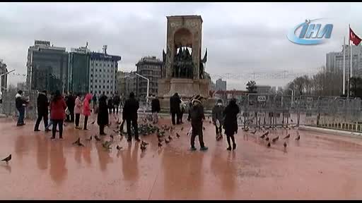 Taksim'de 'özel harekat polisli' yılbaşı önlemi