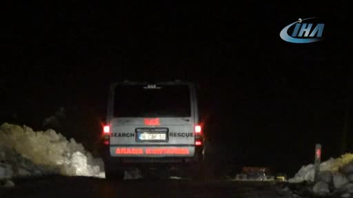 Bursa'da 30 saat boyunca 1,5 metre karda kurtarılmayı bekledi - 2