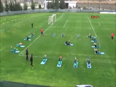 Bursaspor ikinci yarı hazırlıklarını sürdüyor