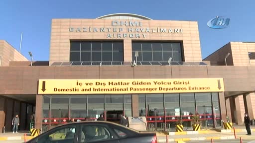 İstanbul'a inemeyen uçaklar Gaziantep'te kaldı