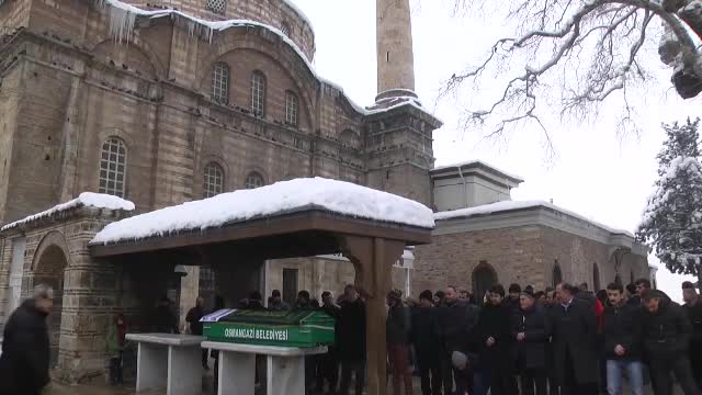 Yayıncı Cahit Çollak'ın cenazesi Bursa'da toprağa verildi