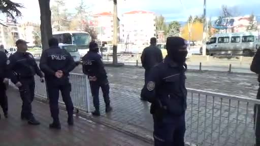 Bolu'da PKK operasyonunda 12 öğrenci adliyeye sevk edildi