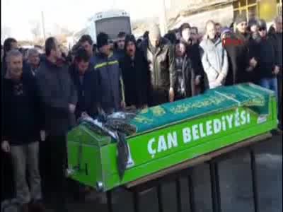 Banyoda karbonmonoksit gazından zehirlenen yaşlı çift öldü