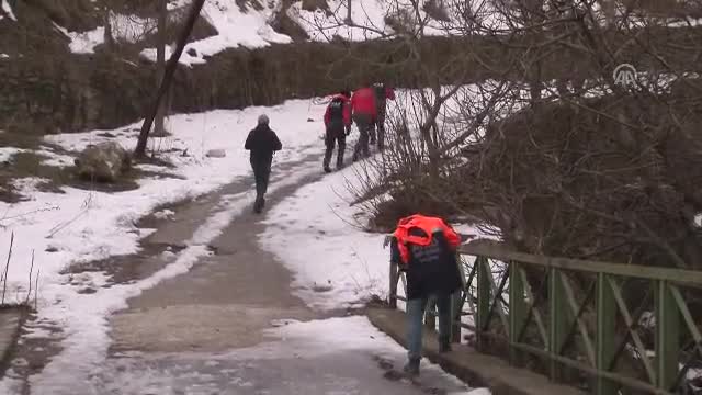 Bursa Uludağ'da kaybolan genç kız kurtarıldı