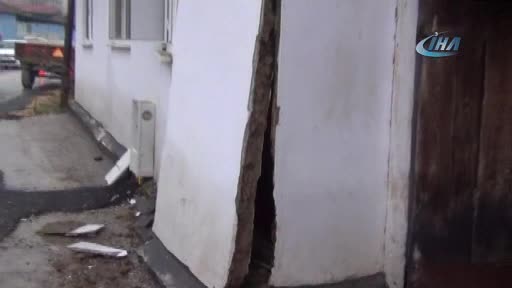 Bursa'da doğalgaz patlaması: 2 yaralı