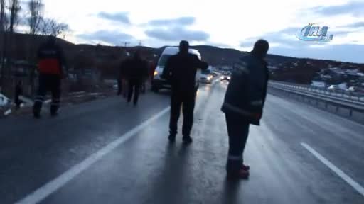 Kütahya'da öğrenci servisi şarampole yuvarlandı!