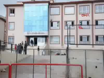 Aleyna, gözyaşlarıyla uğurlandı