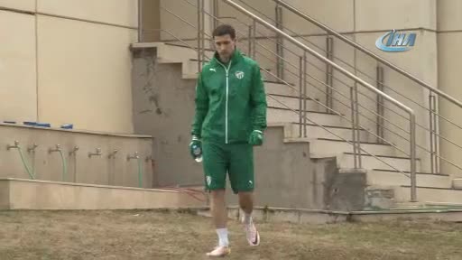 Bursaspor'da Stancu ilk antrenmanına çıktı