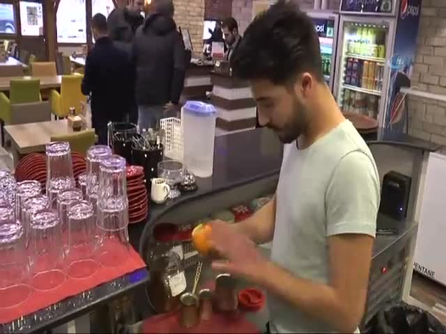 Portakal içinde pişen 'Türk Kahvesi'