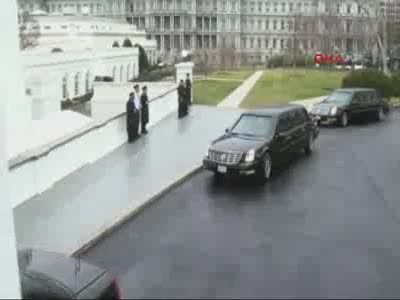 Obama çifti, Beyaz Saray'da Trump çiftini ağırlıyor