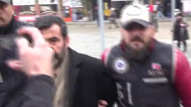Bursa'da devlet ajanlarının listesini Kandil'e sızdıran FETÖ'cü adliyede
