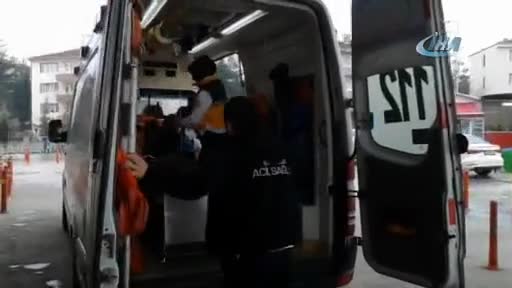 Bursa'da otomobil tarlaya uçtu: 5 yaralı
