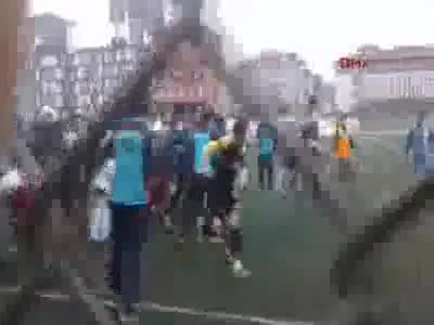 Amatör futbol maçında kavga: 2 yaralı
