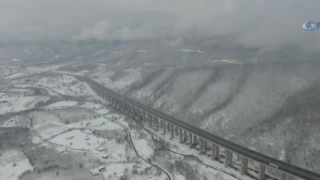 Bolu Dağı'nda eşsiz kar manzarası...
