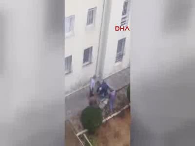 Din görevlisinden yaşlı kadına şiddet