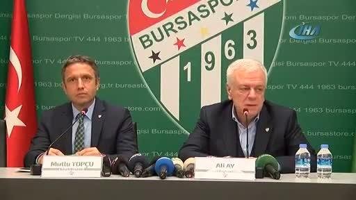 Mutlu Topçu Bursaspor'a imzayı attı