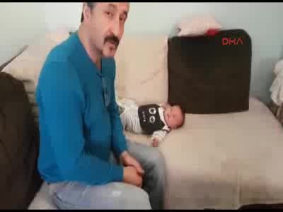 Sevimli köpek "Yogi" bebeğe böyle kalkan oldu