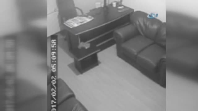 3 dakikada plazmayı çalıp kaçtılar
