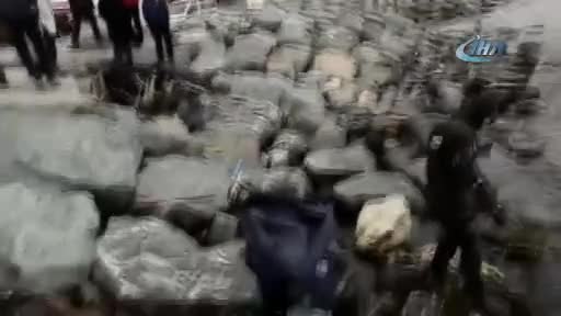 İstanbul'da sahile kadın cesedi vurdu