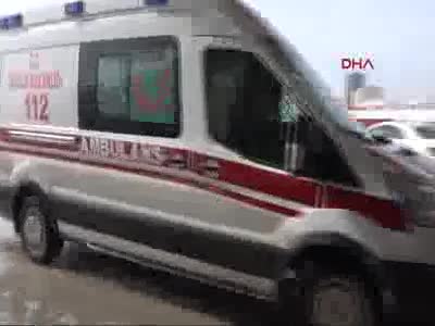 Öğrencileri taşıyan servis kaza yaptı: 19 yaralı