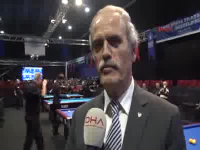 Bursa Büyükşehir Belediyesi Başkanı Altepe: ''Yılda 300 bin kişiye spor yaptırıyoruz''