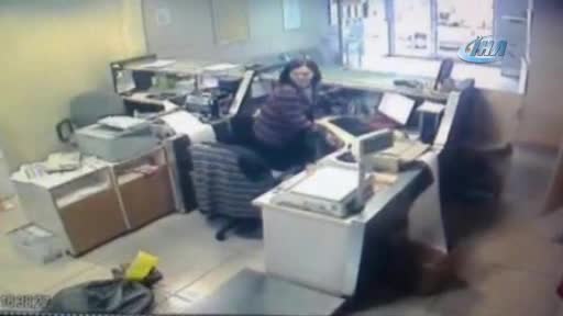 Bursa'da oyuncak tabanca ile PTT soygununa jet karar