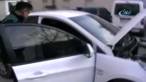 Bursa'da narkotik köpeği Alfa uyuşturucuyu işte böyle buldu