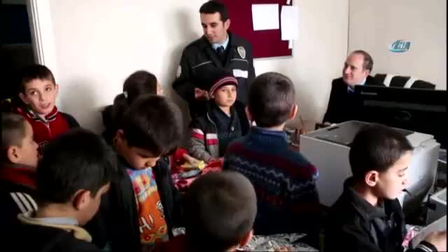 Batman'da minikler emniyeti gezdi