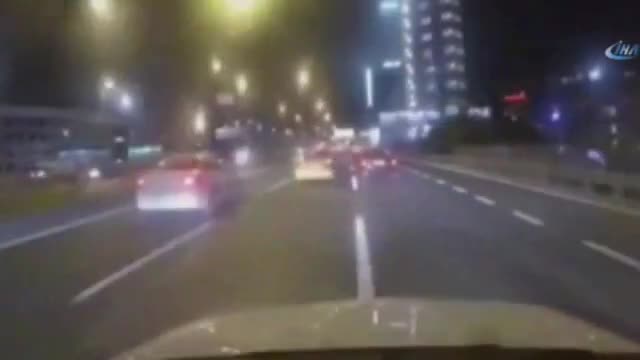 Trafikte makas atan maganda kamerada
