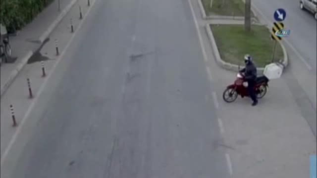 Kadın teröristin Adana Valiliğine saldırı anı kamerada