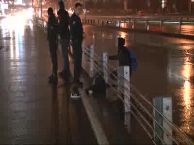 Polisten kaçan şüpheliye otomobil çarptı