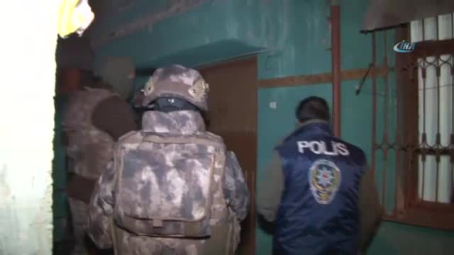 Sahte polis, savcı ve jandarmalara büyük operasyon!