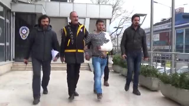 Bursa'da köfteciye dalan zanlı adliyeyle sevk edildi