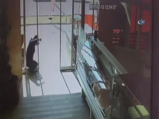 Kütahya'da görünmez kaza kamerada